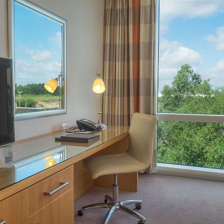 ฮิลตันรีดดิง Hotel เรดดิ้ง ภายนอก รูปภาพ