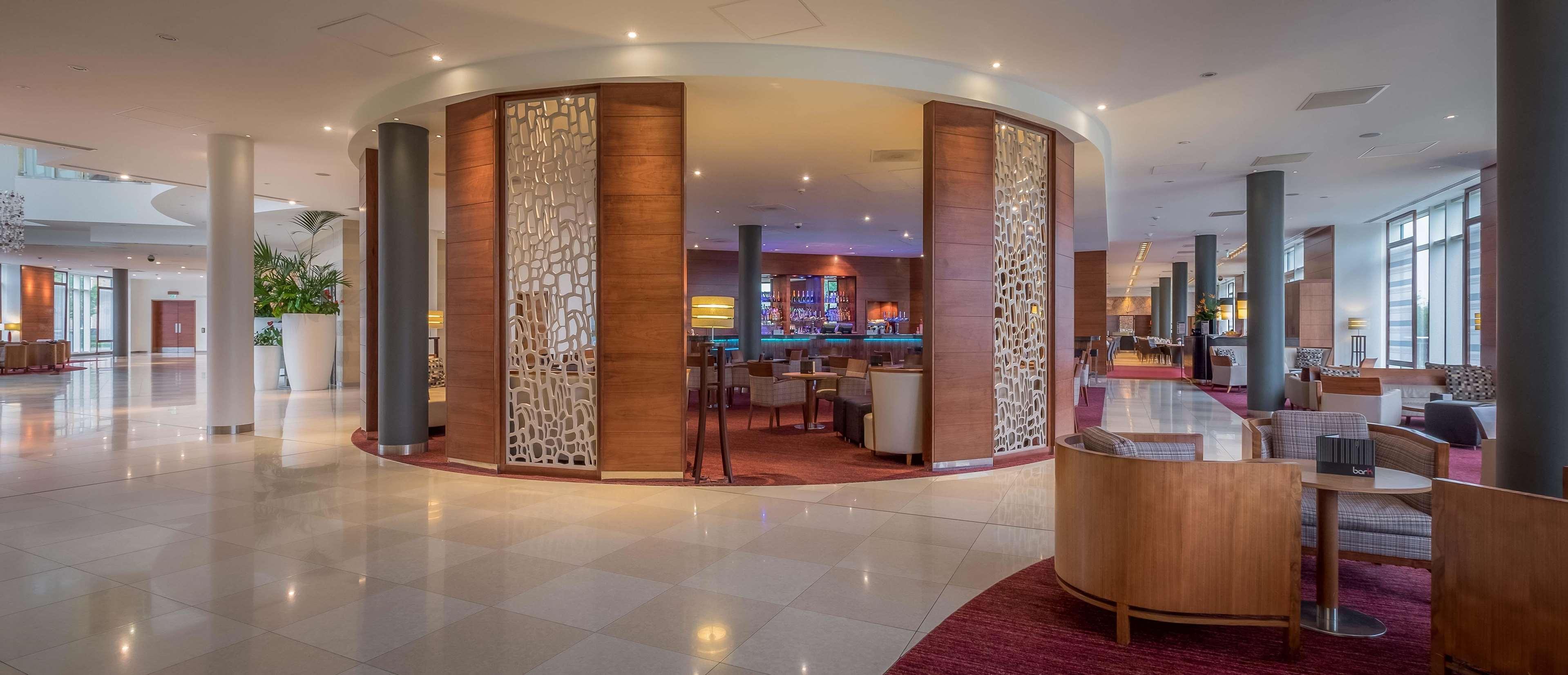 ฮิลตันรีดดิง Hotel เรดดิ้ง ภายนอก รูปภาพ